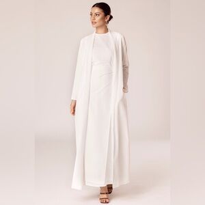 Textured Three Piece Abaya Set - White | Size M | Veiled Collection